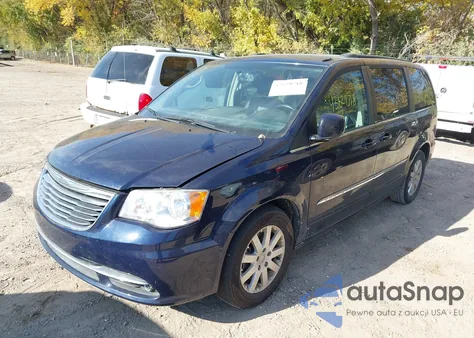 2013 Chrysler Town & Country Touring z USA, uszkodzony, nr VIN 2C4RC1BG6DR631152